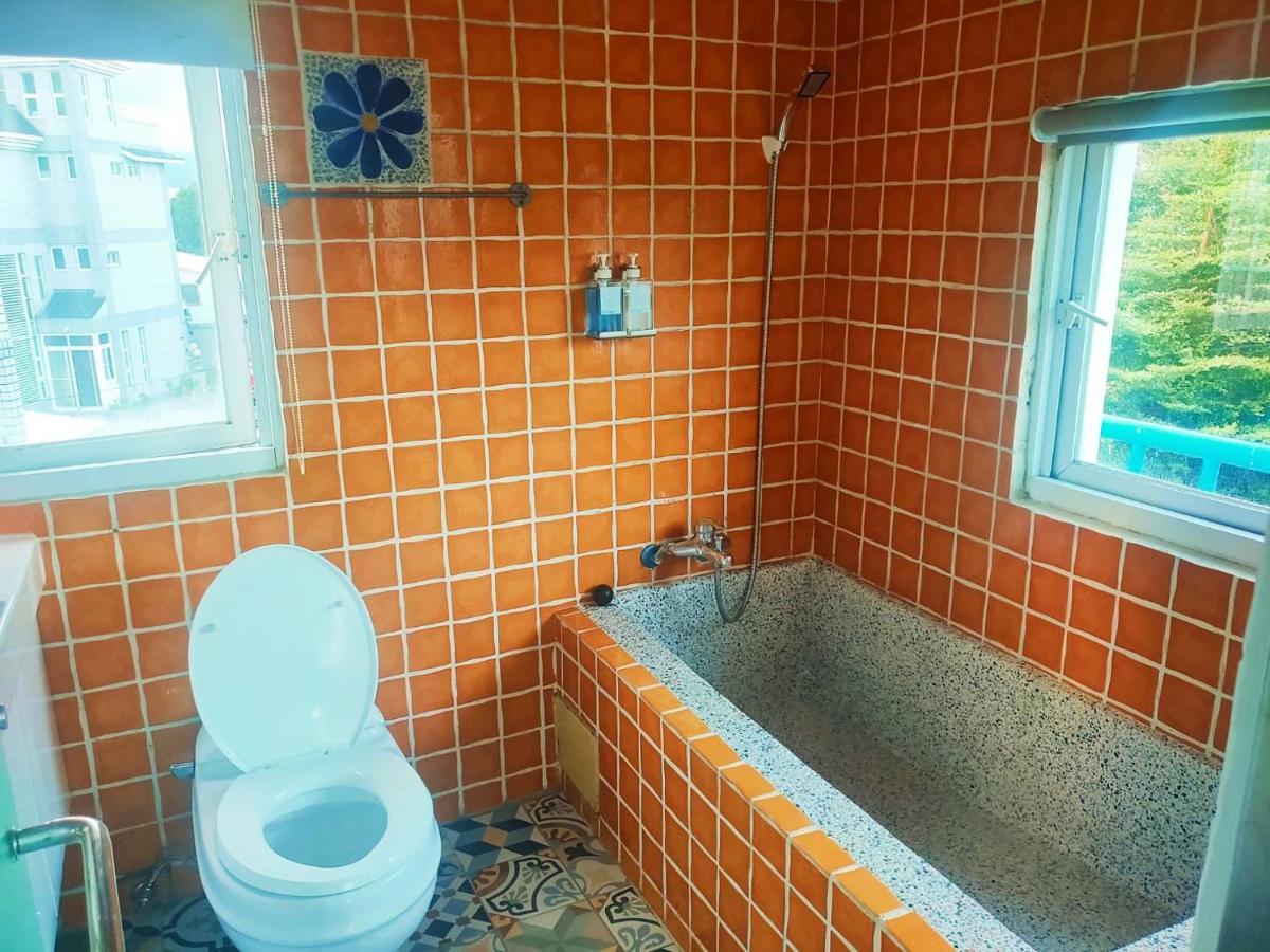 Oia Cafe B&B T'ai-tung Kültér fotó