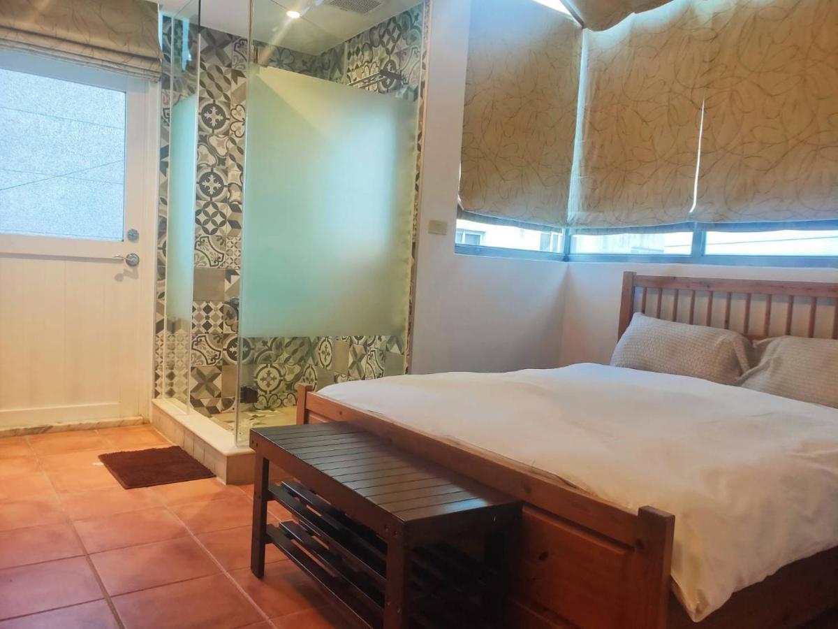 Oia Cafe B&B T'ai-tung Kültér fotó