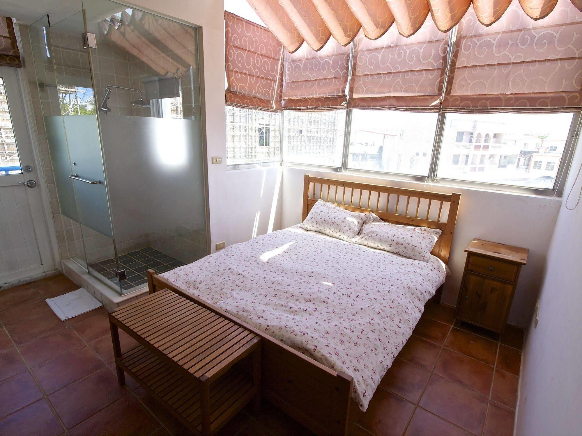 Oia Cafe B&B T'ai-tung Kültér fotó